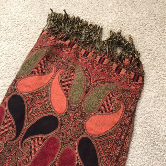 Long Patterned Scarf - Picture 2 of 2